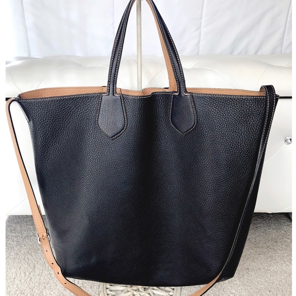 Gucci Rambler Reversible Tote - Picture 4 of 16